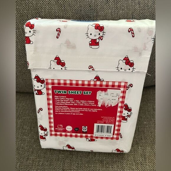 Hello Kitty Candy Cane Christmas Twin Sheet Set - Picture 2 of 3